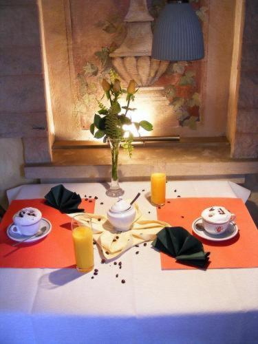 Bed and Breakfast Przy Zelaznym Moscie Клодзко Экстерьер фото