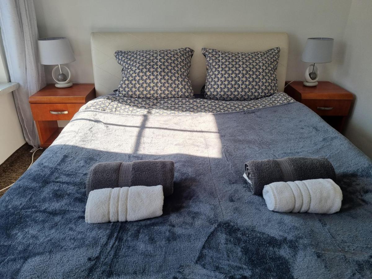 Bed and Breakfast Przy Zelaznym Moscie Клодзко Экстерьер фото